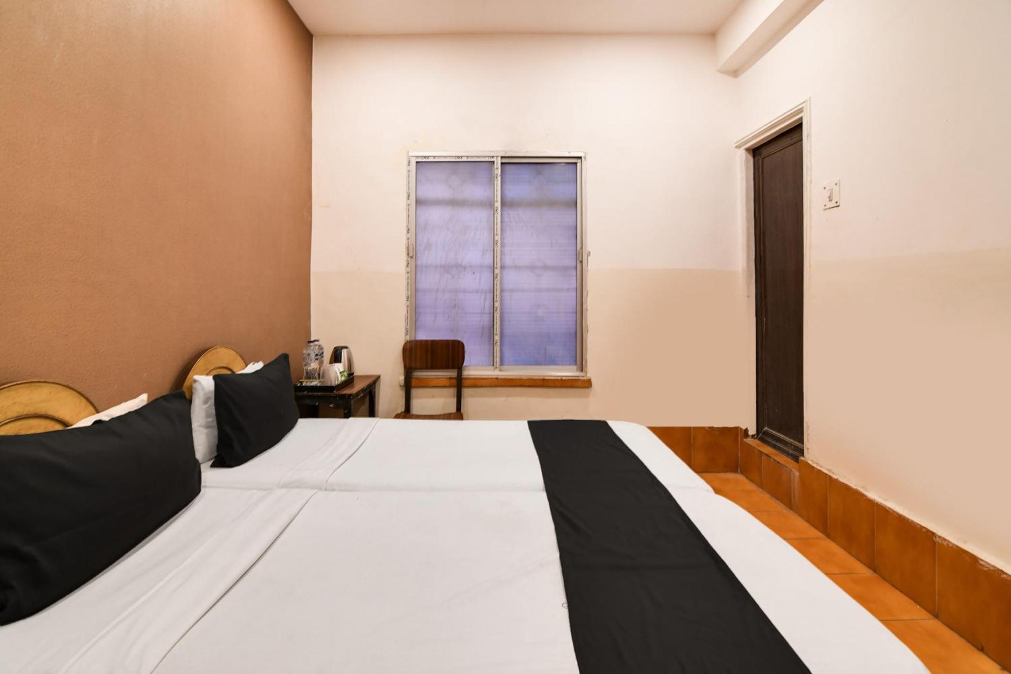 Hotel O Dinar Kolkata Luaran gambar